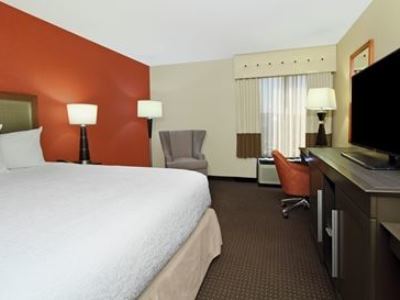 Hampton Columbus-international Airport