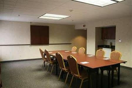 Hampton Columbus-international Airport 3*